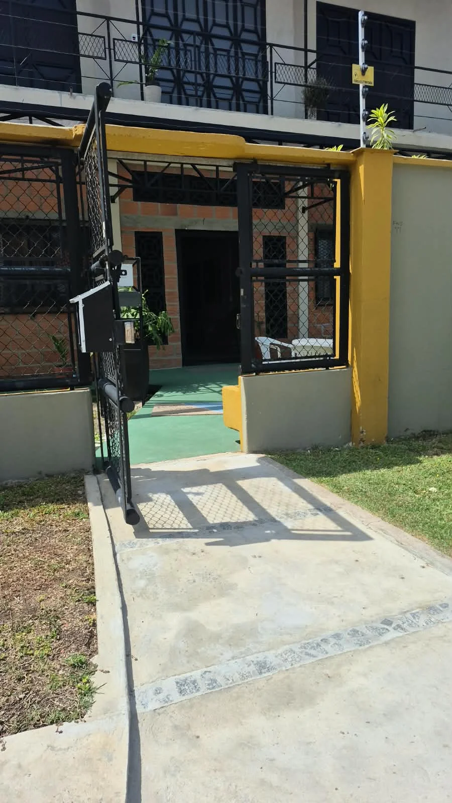 Shared space: Outdoor Area