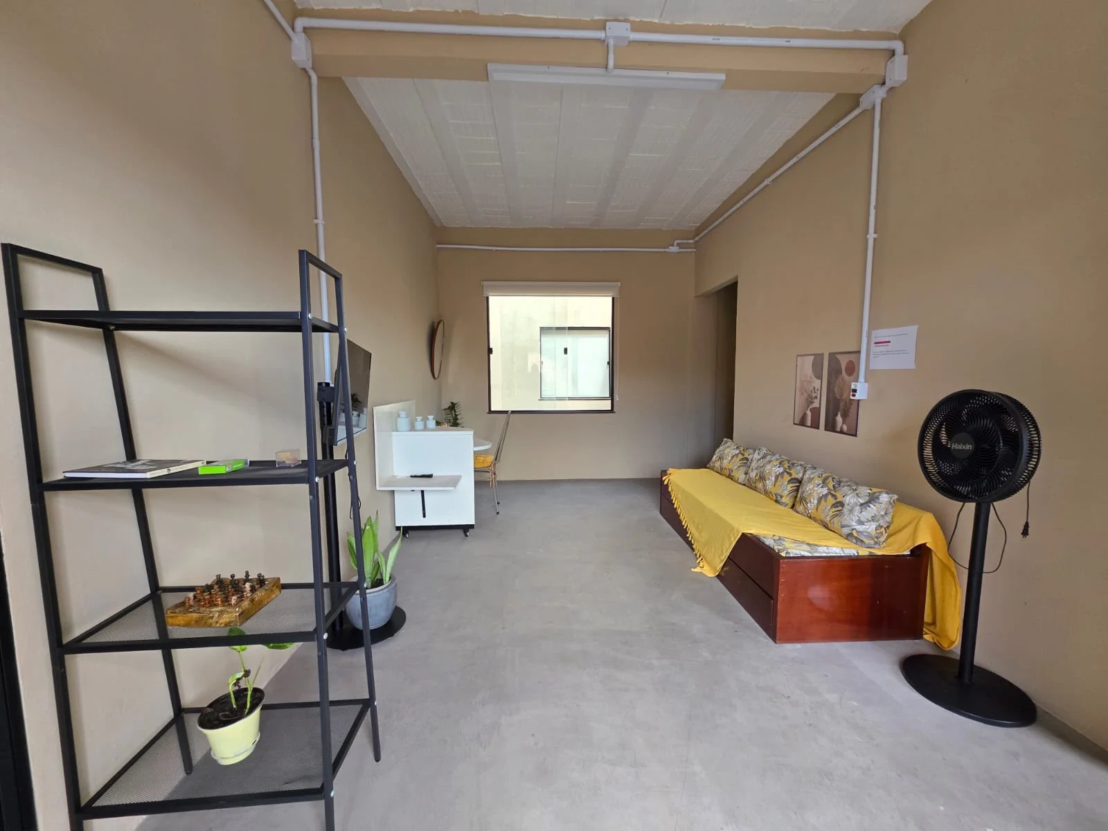 Shared space: Farol and Estrela Hall
