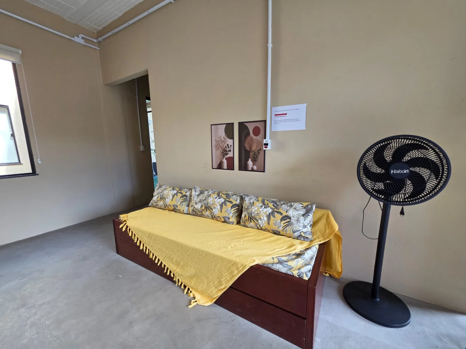 Shared space: Farol and Estrela Hall