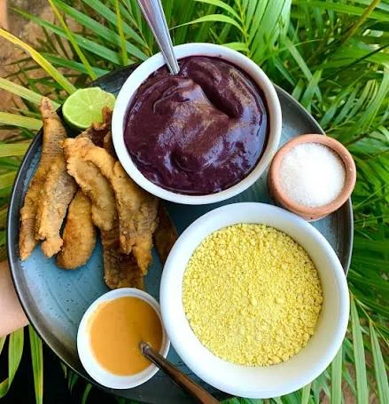 Açaí with Fish
